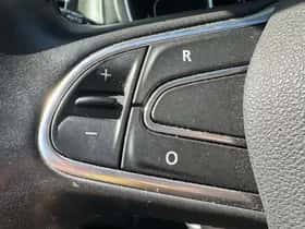 Renault Scénic (2017) thumbnail 16