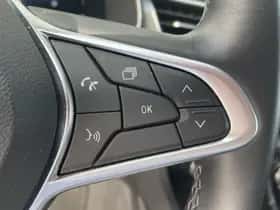 Renault Arkana (2023) thumbnail 16