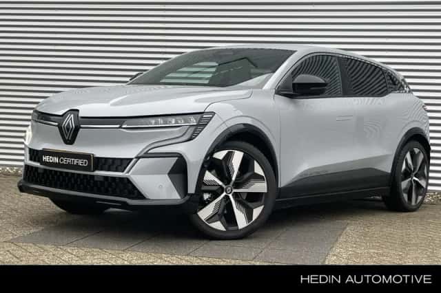 Renault Mégane E-Tech (2025) thumbnail 1