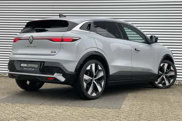 Renault Mégane E-Tech (2025) thumbnail 2