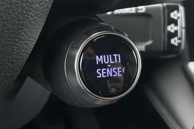 Renault Mégane E-Tech (2025) thumbnail 17