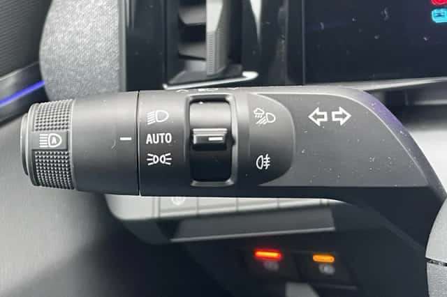 Renault Mégane E-Tech (2025) thumbnail 19