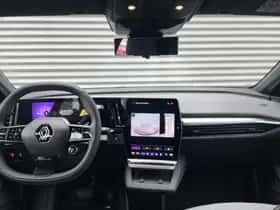 Renault Mégane E-Tech (2025) thumbnail 3