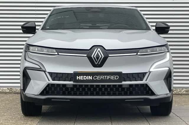 Renault Mégane E-Tech (2025) thumbnail 6