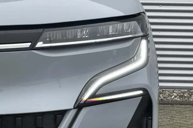 Renault Mégane E-Tech (2025) thumbnail 7