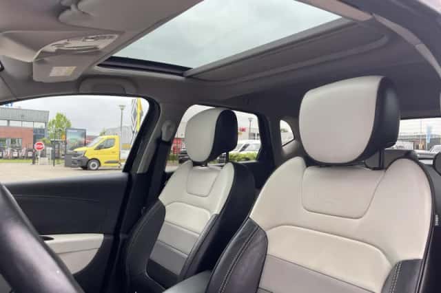 Renault Captur (2018) thumbnail 14