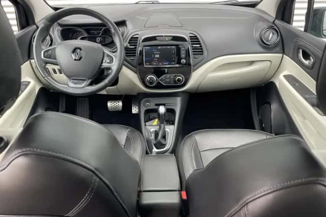 Renault Captur (2018) thumbnail 3