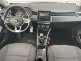 Renault Clio (2021) thumbnail 3