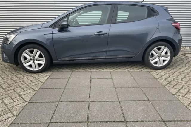 Renault Clio (2021) thumbnail 9
