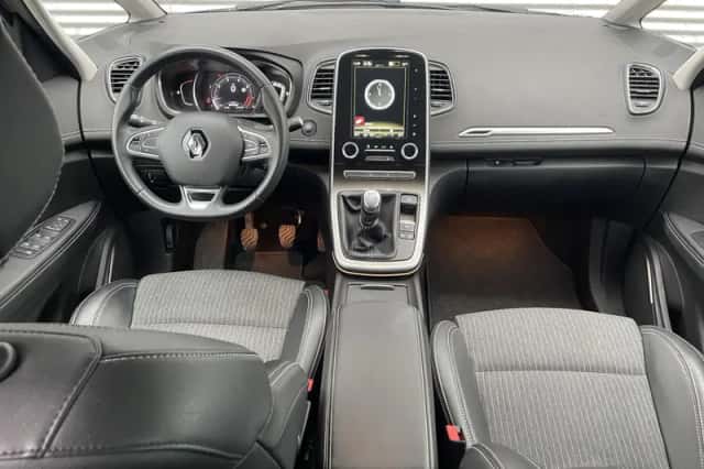 Renault Grand Scénic (2022) thumbnail 3