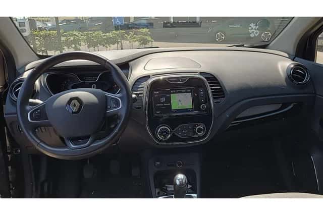Renault Captur (2016) thumbnail 4