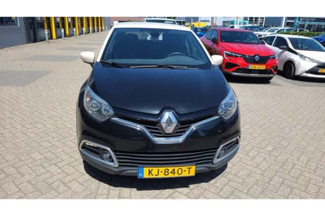 Renault Captur (2016) thumbnail 6