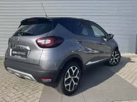 Renault Captur (2018) thumbnail 2