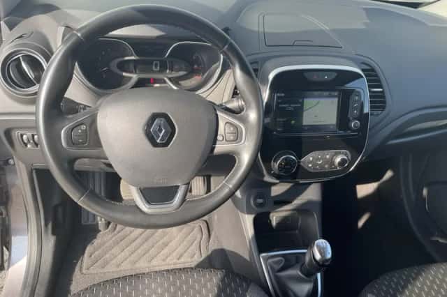 Renault Captur (2018) thumbnail 16
