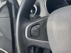 Renault Captur (2018) thumbnail 18