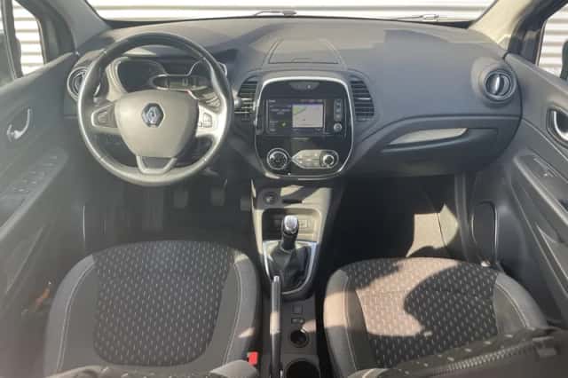 Renault Captur (2018) thumbnail 3