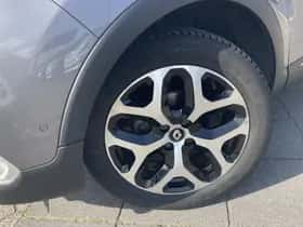 Renault Captur (2018) thumbnail 5