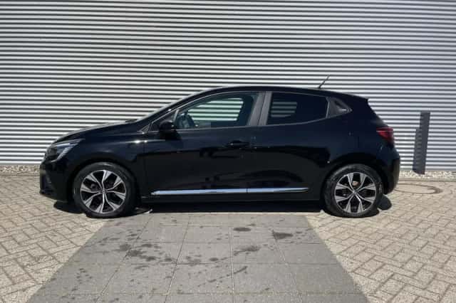 Renault Clio (2022) thumbnail 6