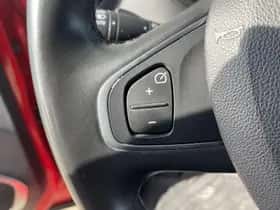 Renault Captur (2018) thumbnail 16