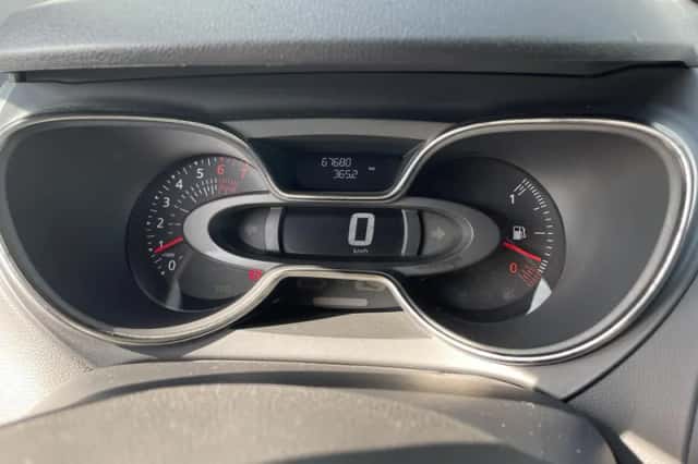 Renault Captur (2018) thumbnail 19