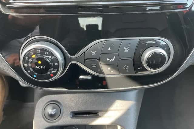 Renault Captur (2018) thumbnail 21