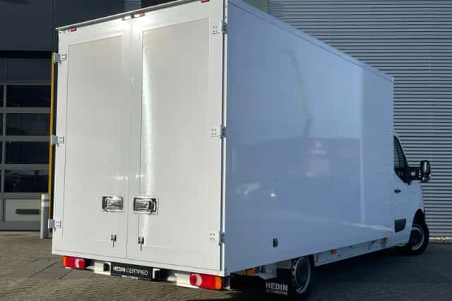 Renault Master (2024) thumbnail 2