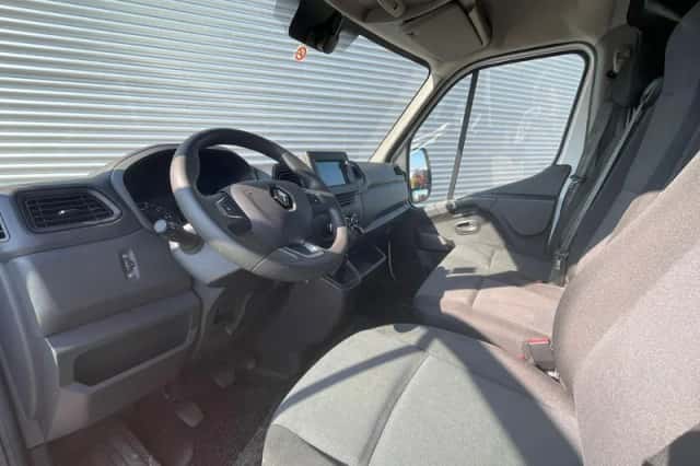 Renault Master (2024) thumbnail 3