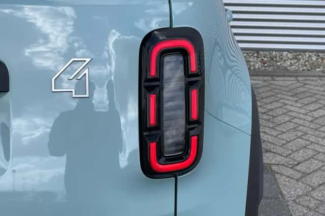 Renault 4 (2026) thumbnail 9