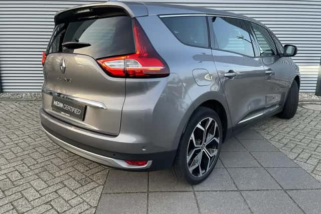 Renault Grand Scénic (2023) thumbnail 2