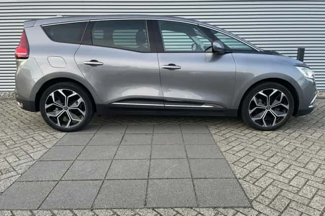 Renault Grand Scénic (2023) thumbnail 16