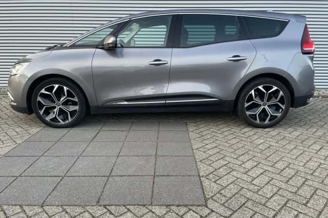 Renault Grand Scénic (2023) thumbnail 8