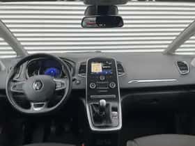 Renault Grand Scénic (2022) thumbnail 3