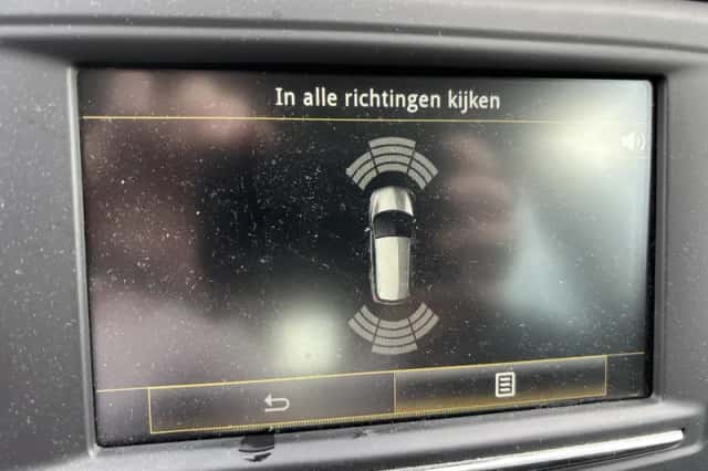 Renault Kadjar (2016) thumbnail 20