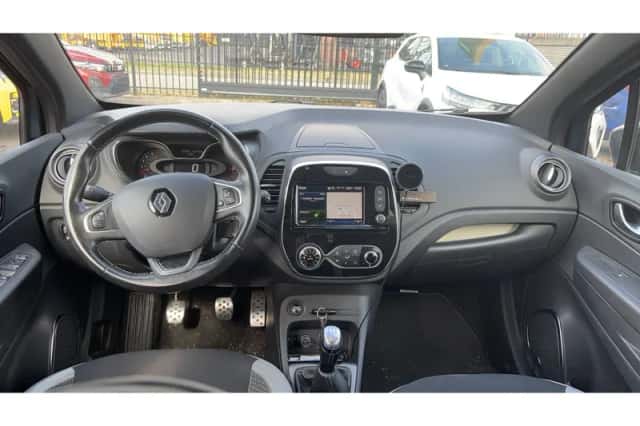 Renault Captur (2019) thumbnail 5