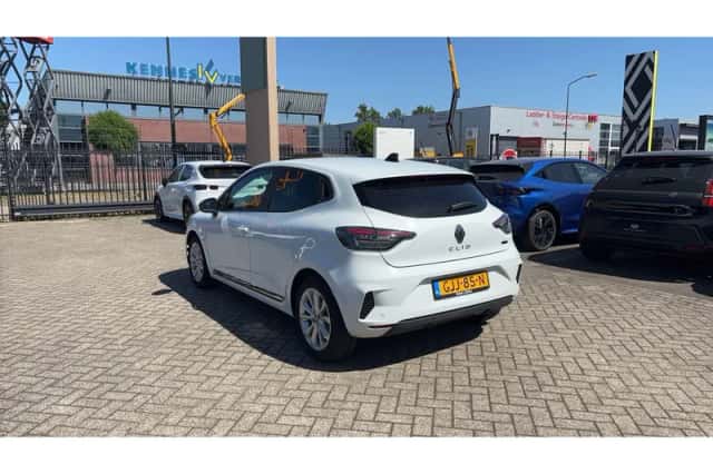 Renault Clio (2024) thumbnail 2