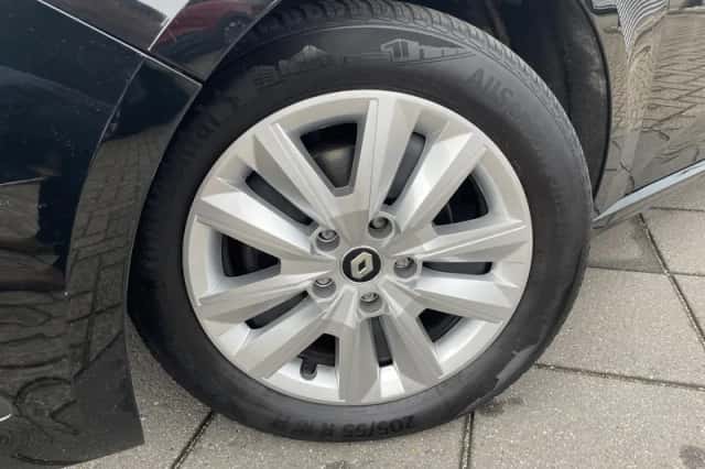 Renault Mégane (2023) thumbnail 5