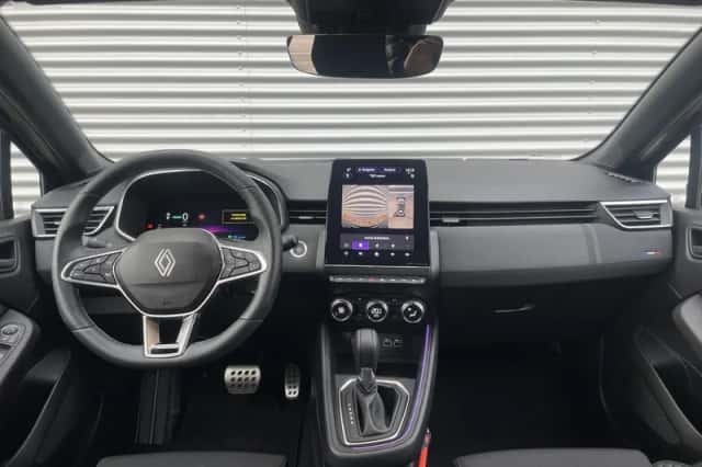 Renault Clio (2025) thumbnail 3