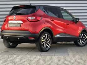 Renault Captur (2016) thumbnail 2