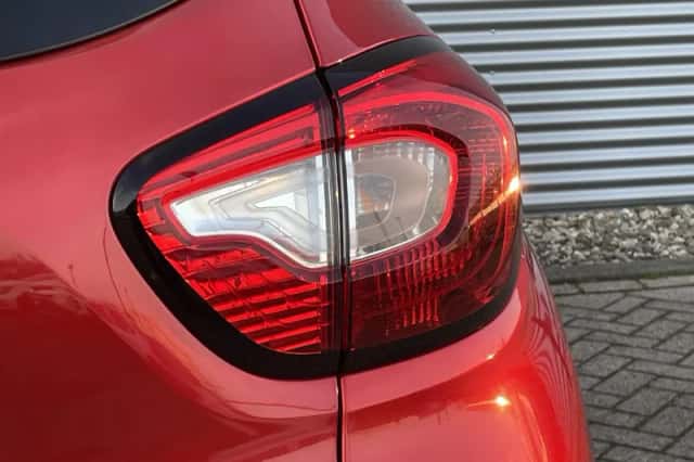 Renault Captur (2016) thumbnail 13