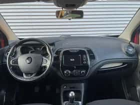 Renault Captur (2016) thumbnail 3