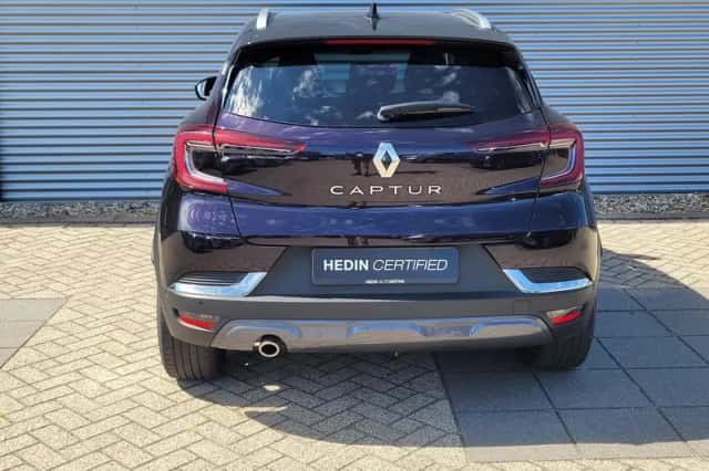 Renault Captur (2021) thumbnail 3