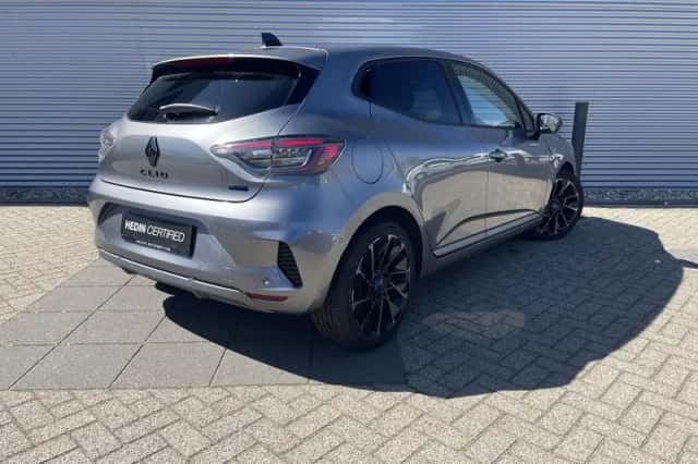 Renault Clio (2025) thumbnail 2