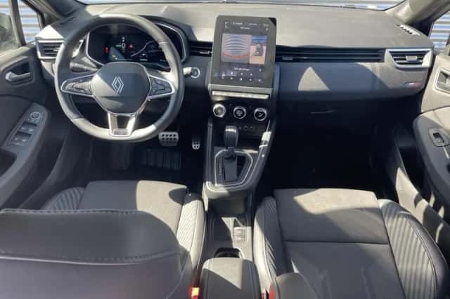 Renault Clio (2025) thumbnail 3