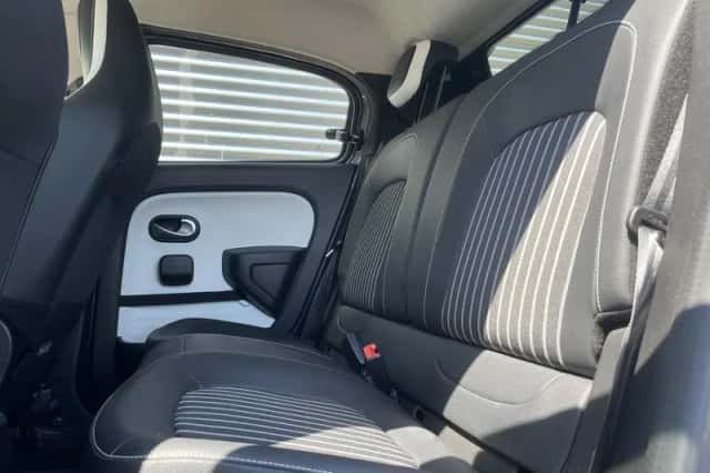 Renault Twingo (2021) thumbnail 22