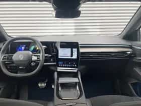 Renault Rafale (2025) thumbnail 3