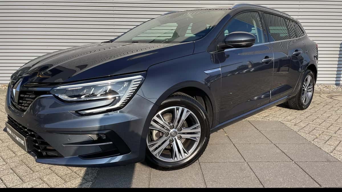 Renault Mégane (2022) — foto 1