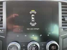 Renault Mégane (2022) thumbnail 18