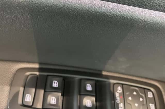 Renault Mégane (2022) thumbnail 26