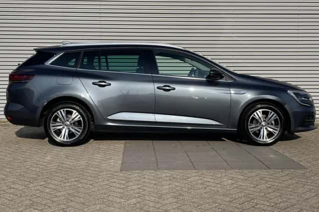 Renault Mégane (2022) thumbnail 7