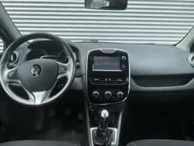 Renault Clio (2016) thumbnail 3